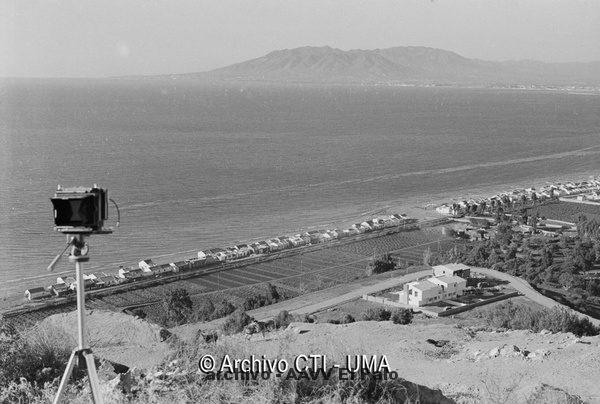 Lee más sobre el artículo Dos barrios en torno al mar